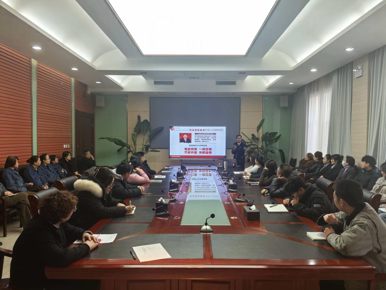 普及消防知識 筑牢安全防線--公司舉辦2025年度消防安全知識培訓(xùn)暨演練活動